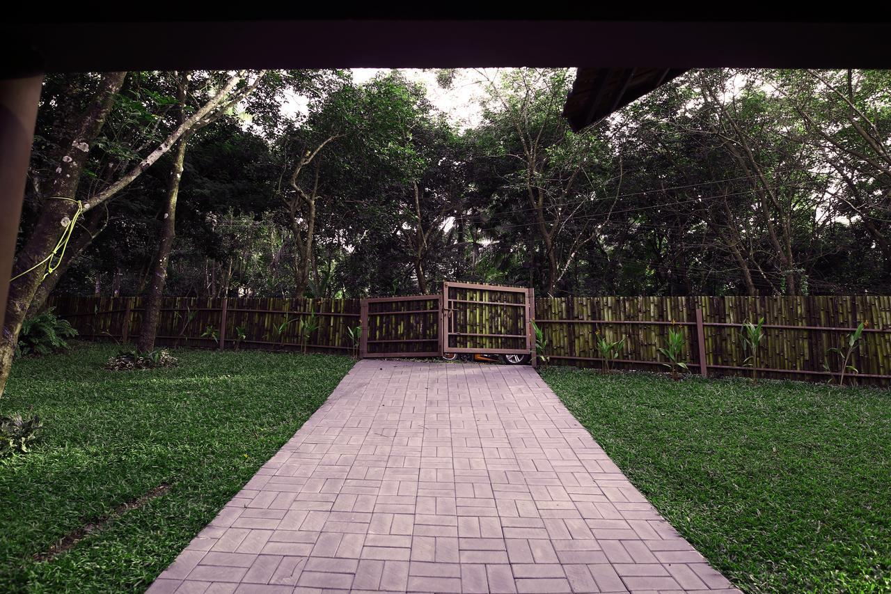 Riverine Springs Wadakkanchery Extérieur photo